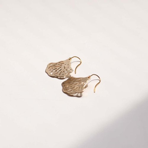  mnoi（ムノイ） / brass earrrings ピアス / イヤリング - flutter