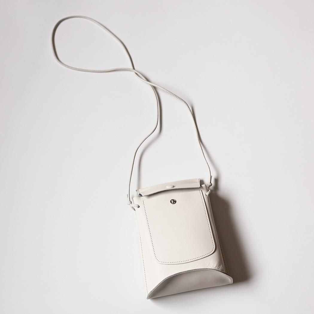 ミニショルダーバッグ　marrow ベントポーチ　白 MARROW (マロウ) / MA-AC1303 / BENT POUCH ミニショルダー
