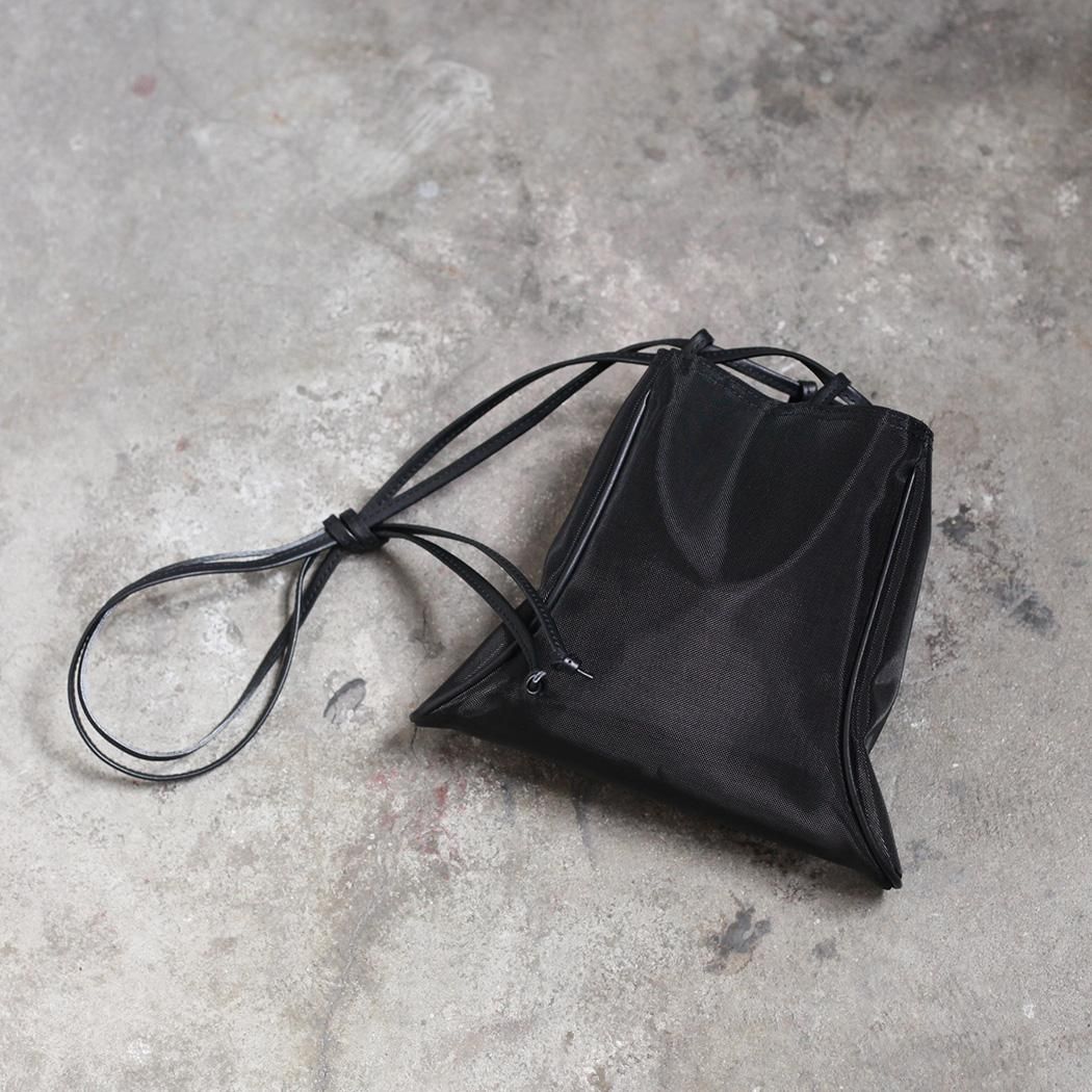 マロウ MARROW tulle pillow bag メッシュ ブラック マロウ MARROW tulle pillow bag メッシュ ブラック - メルカリ