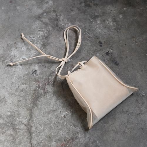 【美品】ITTI スモールライスバッグ ハンドバッグ アイボリー ITTI (イッチ) | ANNIE SMALL RICE BAG / DIPLO SKY (アニー