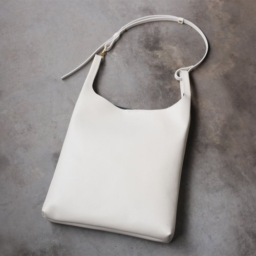 MARROW (マロウ) / MA-AC3404 / DOUBLE FACED SHOPPER LARGE レザー ショッパーバッグ - MILKY WHITE ミルキーホワイト
