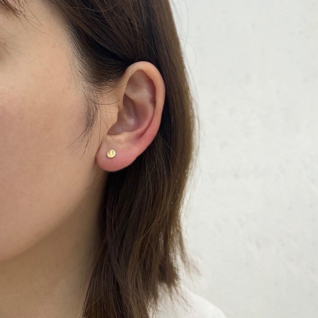 イロンデール エペパン スマイル ピアス アッシュペーフランス K18 イロンデール エペパン スマイル ピアス アッシュペーフランス K18