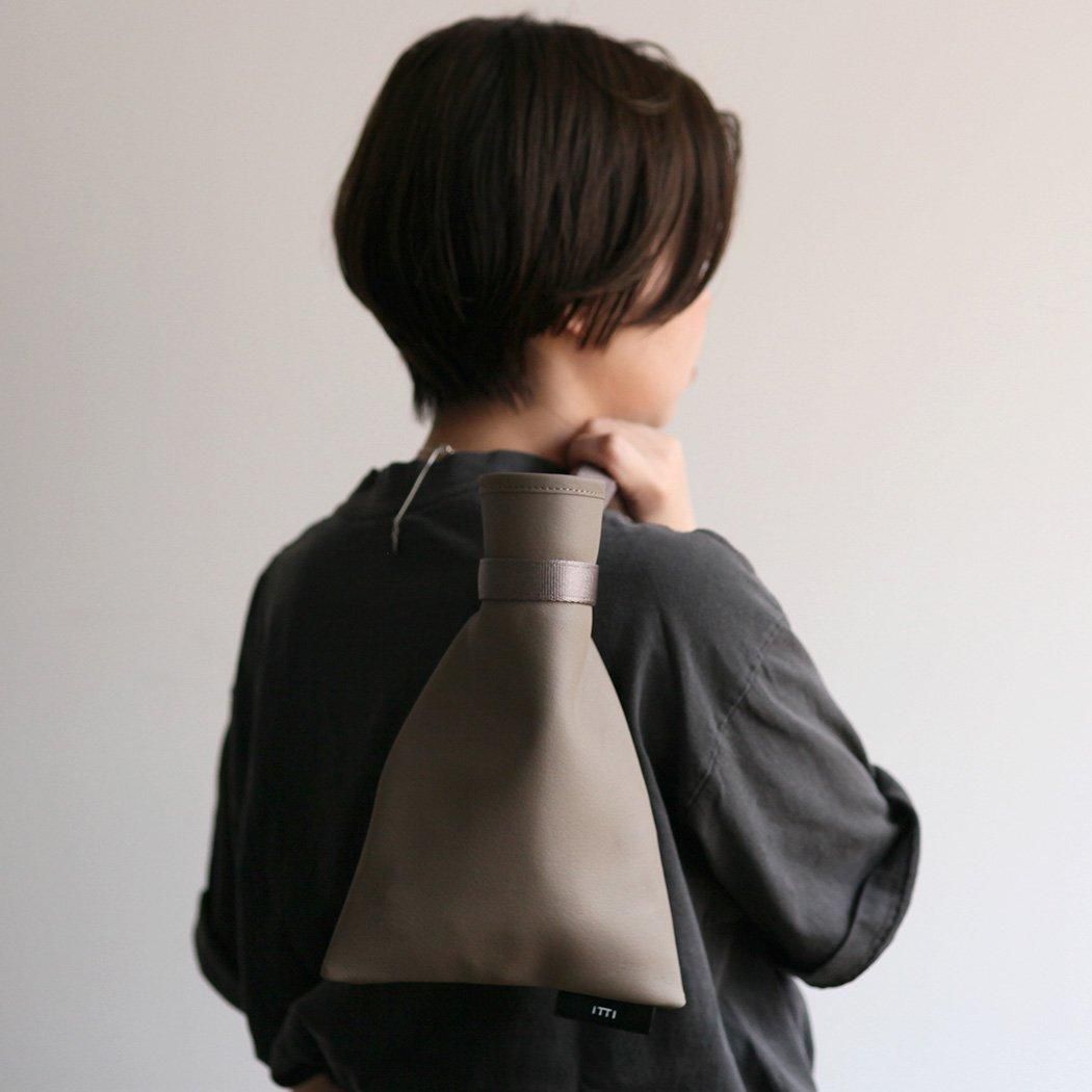 【美品】ITTI/イッチ/ANNIE SMALL RICE BAG ITTI (イッチ) / ANNIE SMALL RICE BAG / DIPLO SKY