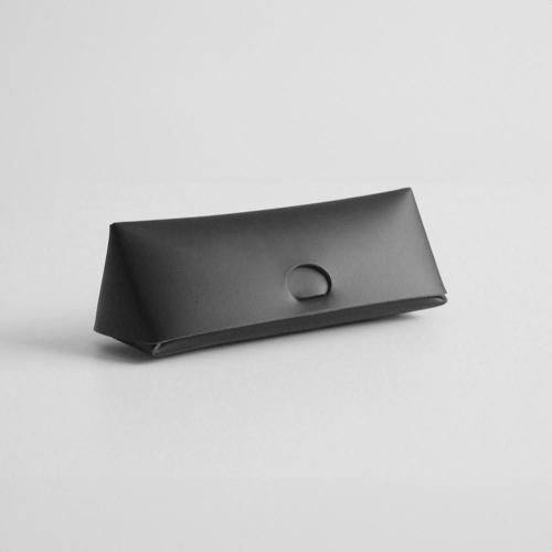  i ro se / ACC-SL11 SEAMLESS glasses and pen case 쥹 ᥬ ڥ   - BLACK<img class='new_mark_img2' src='https://img.shop-pro.jp/img/new/icons7.gif' style='border:none;display:inline;margin:0px;padding:0px;width:auto;' />