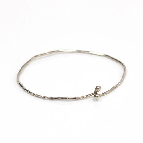 Perche? / silver tsuchime bangle/シルバー