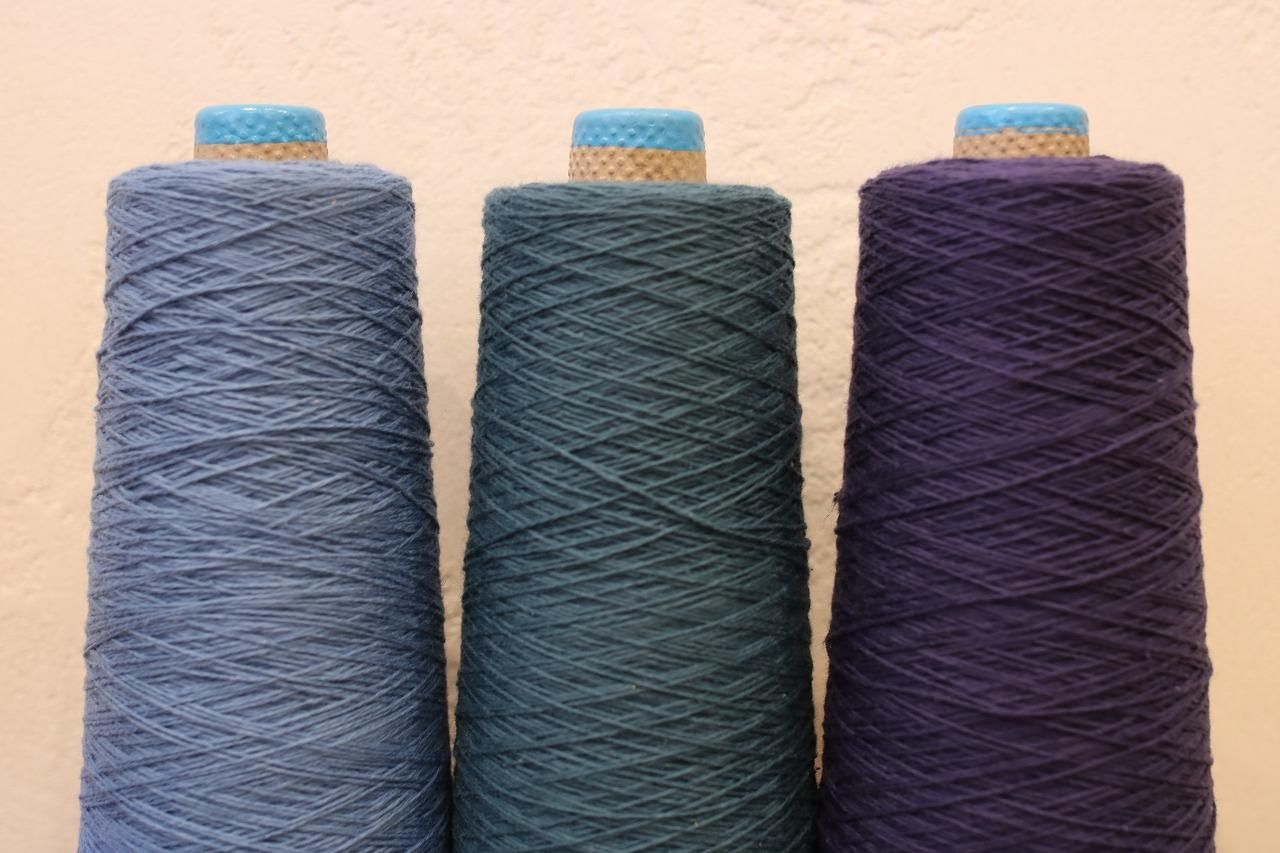 手織綿の作品 Embroidery threads / Embroidery Thread Regular Color