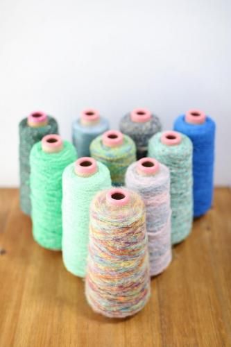 糸出品　さをり織り糸　多数 糸様 専用出品 さをり織り糸 多数