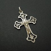 アンティーク クロス 十字架 百合の紋章 透かし シルバー