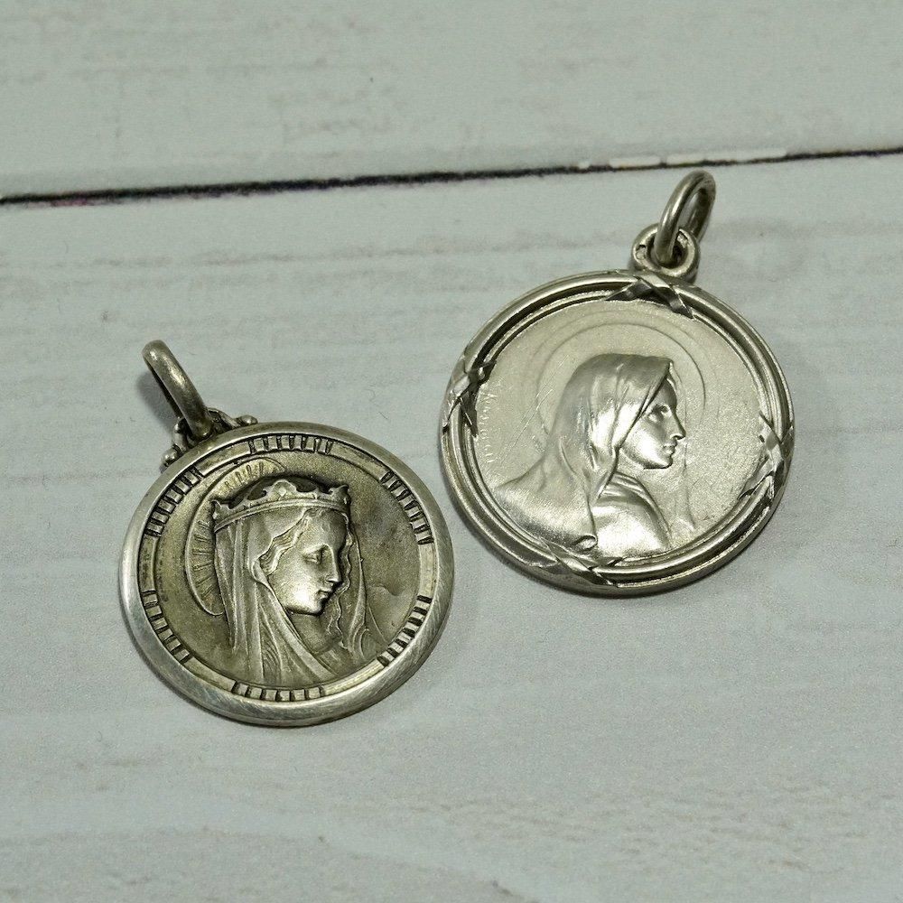 【専用】２点　フランス　アンティーク　マリアージュメダイ　シルバー　銀 フランス アンティーク】シルバー 百合 マリア 花 メダイ ネックレス