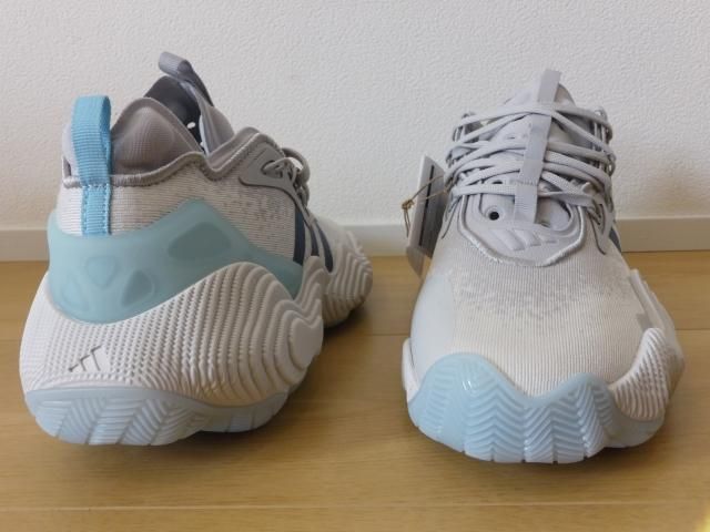 ballaholic」とコラボレーションしたバスケットボールシューズ