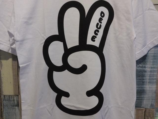 deuce ピースサイン Tシャツ クリーム色 deuce ストリートTシャツ【LOGO】クリーム/レッド│バスケ用品
