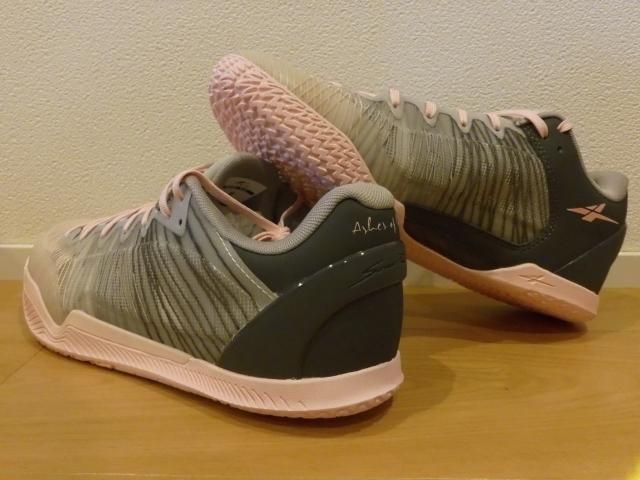 プレイヤー1プラス グレー ピンク SPO - バスケットボール