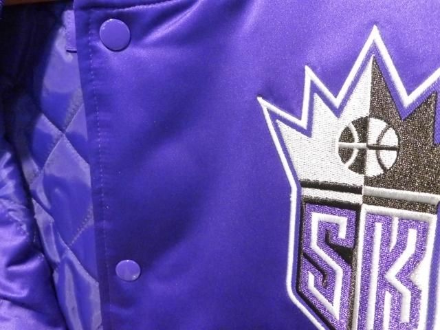 サクラメント キングス 裏地キルティグ綿入り 防寒 スタジアム