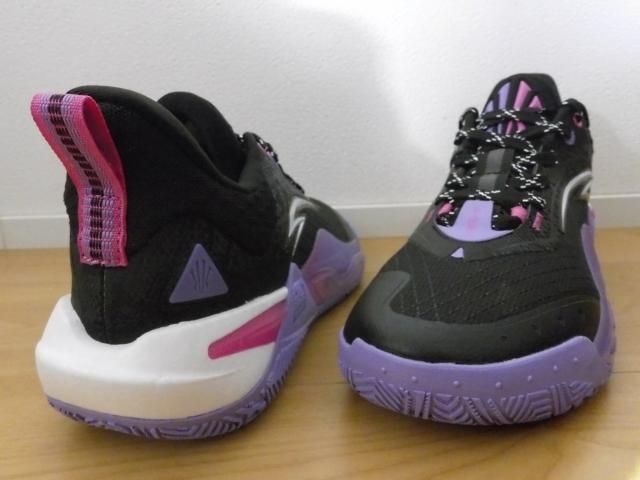 Kyrie1 SPEED バスケットボールシューズ 黒/紫 US8 ANTA バスケットボールシューズ KAI 1 SPEED サイズUS8