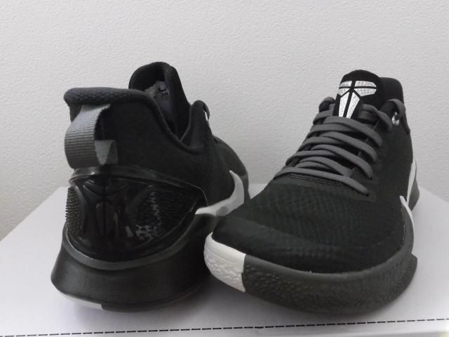 マンバフォーカス 海外限定カラー 黒白 小さい目23．5cm 4