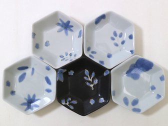 庄田春海さんの六角小皿の画像