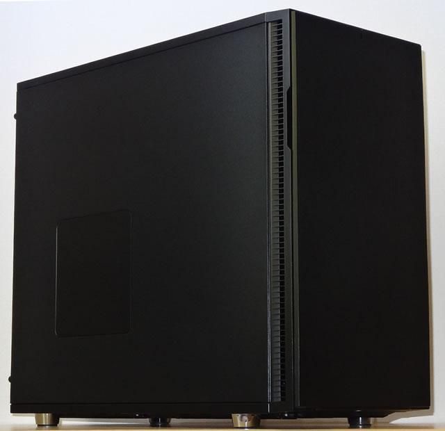 Mʬ  ᥤPC 18 Core i9-7980XEܥǥ