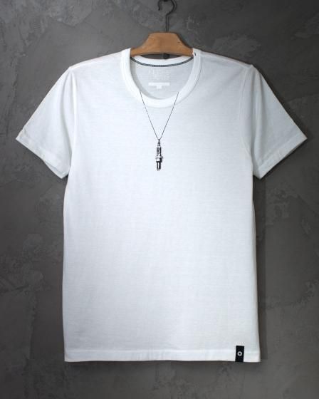 SPARK | Basic collection - 白いTシャツと黒いバイク。
