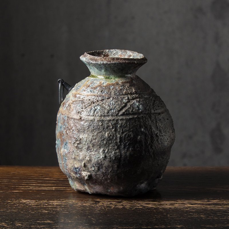 灰窯変、伝統的な花瓶 花入れ 陶器 日本製 信楽焼 花器 焼き物 - 花瓶