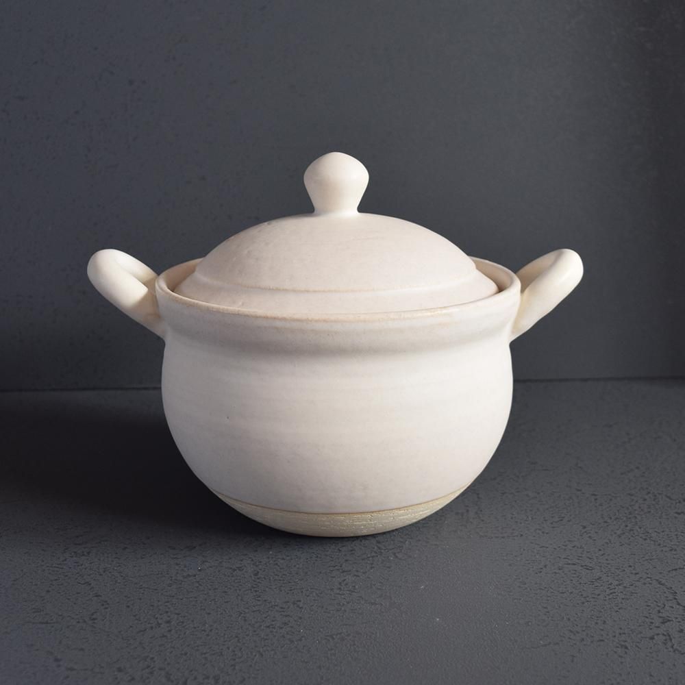 水谷智美　スープ鍋、土鍋、炊飯鍋 ごはん炊き土鍋の最適解。陶芸家・水谷智美さんの壺型土鍋。写真と文