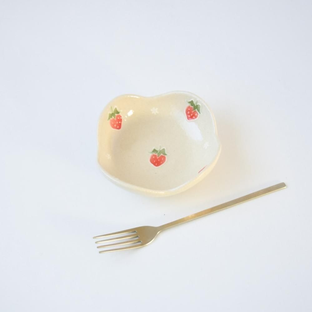 有名ブランド 中村佳菜子 四つ葉 小鉢 いちご - SLOW MARKET （スロー 食器