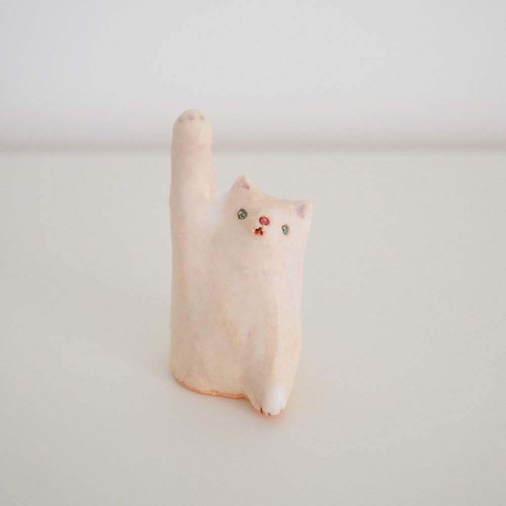 <img class='new_mark_img1' src='https://img.shop-pro.jp/img/new/icons1.gif' style='border:none;display:inline;margin:0px;padding:0px;width:auto;' />ߤϤ  cat ring holder  2410-9