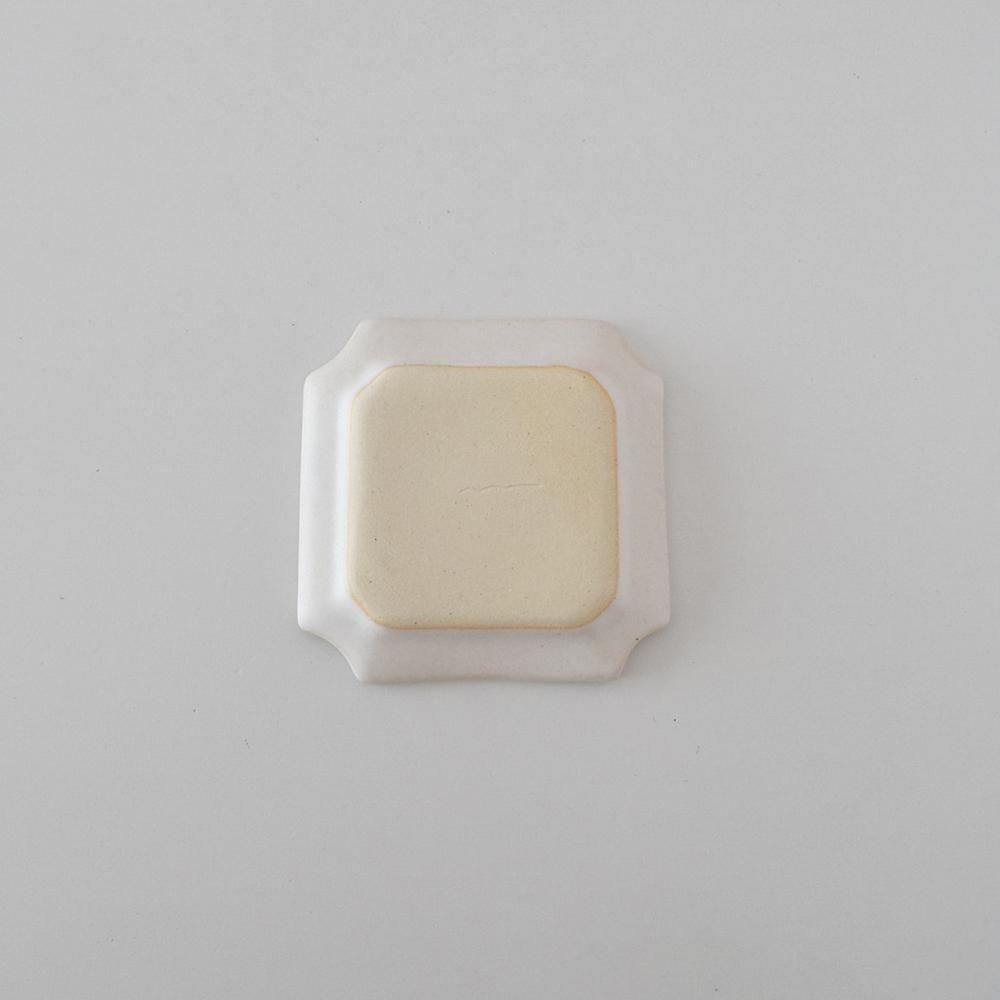 <img class='new_mark_img1' src='https://img.shop-pro.jp/img/new/icons1.gif' style='border:none;display:inline;margin:0px;padding:0px;width:auto;' />ë   