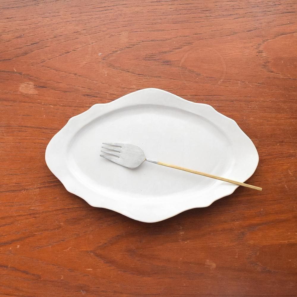 <img class='new_mark_img1' src='https://img.shop-pro.jp/img/new/icons1.gif' style='border:none;display:inline;margin:0px;padding:0px;width:auto;' />cocorobiyori  rim L white
