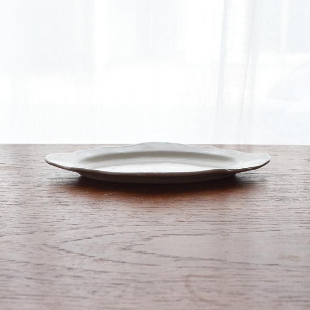 <img class='new_mark_img1' src='https://img.shop-pro.jp/img/new/icons1.gif' style='border:none;display:inline;margin:0px;padding:0px;width:auto;' />cocorobiyori  rim M white
