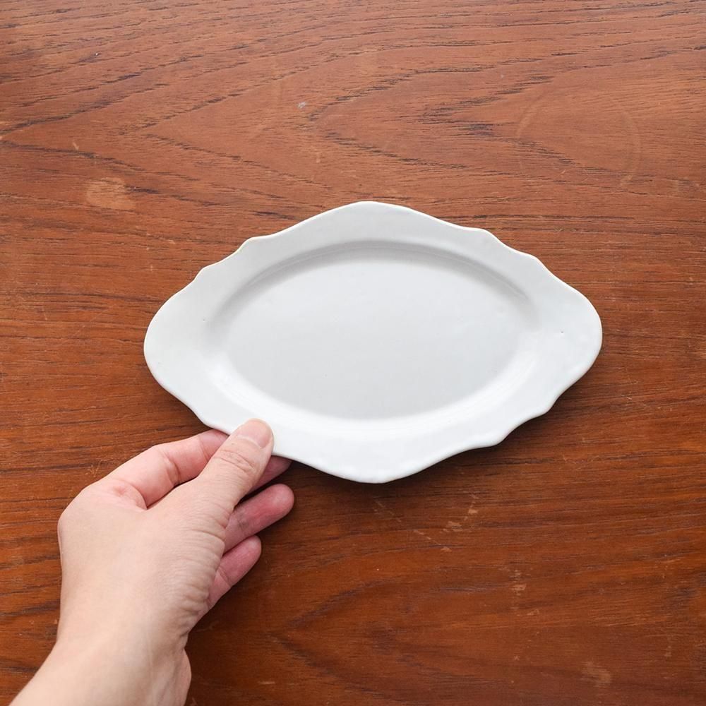 <img class='new_mark_img1' src='https://img.shop-pro.jp/img/new/icons1.gif' style='border:none;display:inline;margin:0px;padding:0px;width:auto;' />cocorobiyori  rim M white