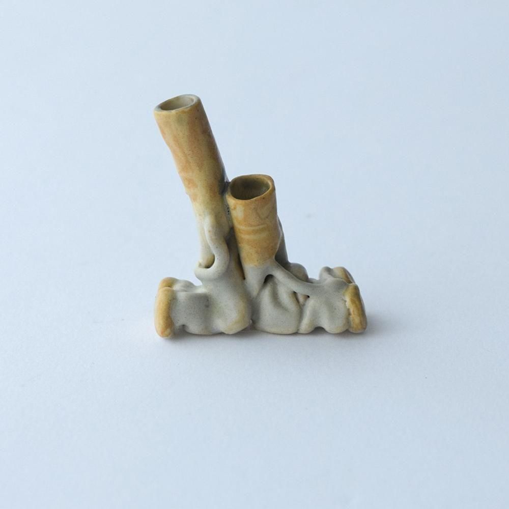 <img class='new_mark_img1' src='https://img.shop-pro.jp/img/new/icons1.gif' style='border:none;display:inline;margin:0px;padding:0px;width:auto;' />n& ⤯vase twins  2511-1