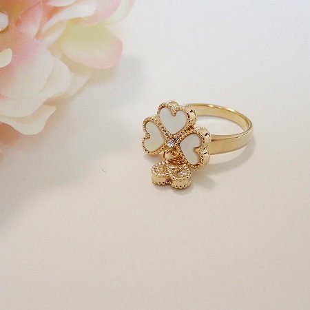 mother of pearl 4dropheart ring（ゴールド）