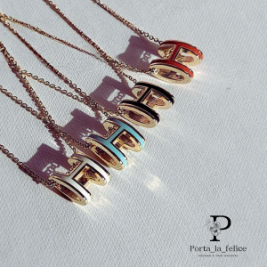 İporta la felice͵ H necklace ˡʥɡ