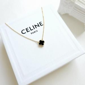 İʼ onyx clover necklaceʥɡˡʣ