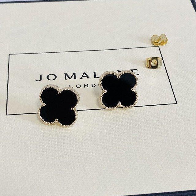 オニキス　黒 ゴールドメッキ クローバーピアス　花柄 高品質な18金メッキ 人気の四葉のクローバー｜オニキス