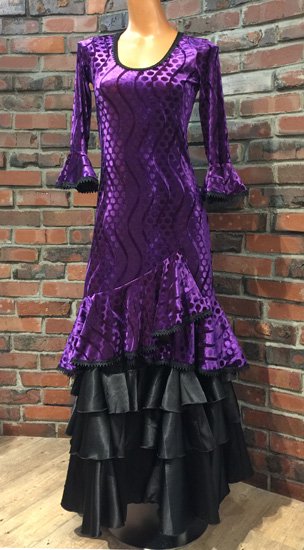 紫ドットのフラメンコ衣装