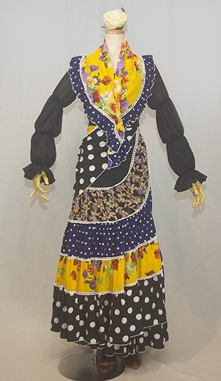 フラメンコ衣装　ワンピース　エスカルゴ型