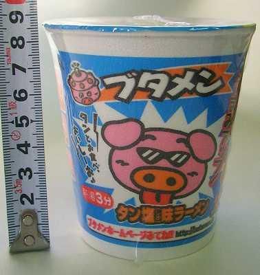 カップ麺とお菓子の販売です。 東京拉麺 ミニサイズカップ麺 おやつ感覚 しんちゃんラーメン