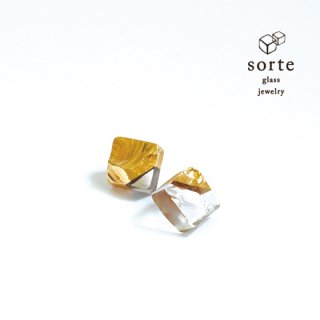 sorte glass jewelry ソルテグラスジュエリー - 北欧雑貨と暮らしの道具lotta  神戸にある北欧雑貨と暮らしの道具lottaのオンラインストア【アラビア,クイストゴーなどの北欧ヴィンテージ食器,ソルテ グラスジュエリーなどの作家の作品が並びます】