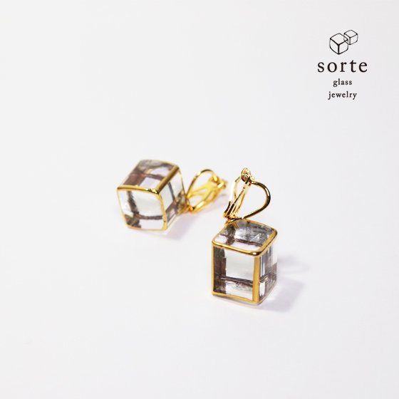 sorte glass jewelry ソルテグラス - 北欧雑貨と暮らしの道具lotta　 【アラビア、レリーフ、コーディアルなどの北欧アンティーク食器,丹波立杭焼、小鹿田焼など日本が誇る手仕事の作品が並びます】