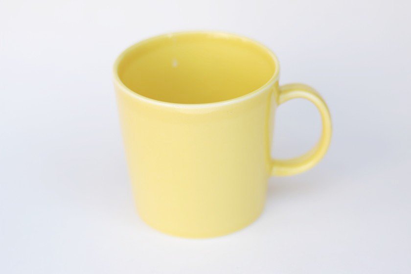 iittala teema yellow イッタラ ティーマイエローマグ- 北欧雑貨と暮らしの道具lotta  神戸にある北欧雑貨と暮らしの道具lottaのオンラインストア【アラビア,クイストゴーなどの北欧ヴィンテージ食器,ソルテグラスジュエリーなどの作家の作品が並びます】