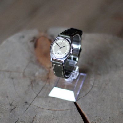 Vintage Watch * OMEGA / 30mm Caliber
