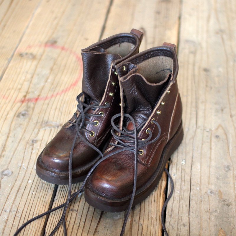 GRIZZLY BOOTS Black Bear / Horween Brown