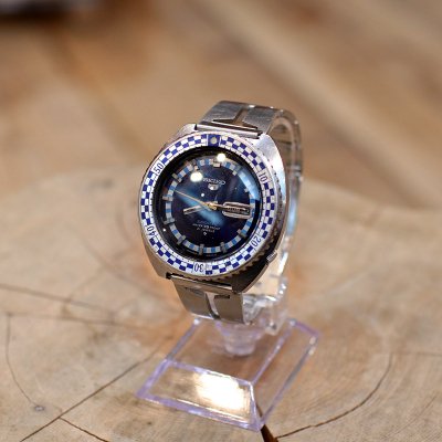 Vintage Watch * SEIKO 5SPORTS / Blue bezel