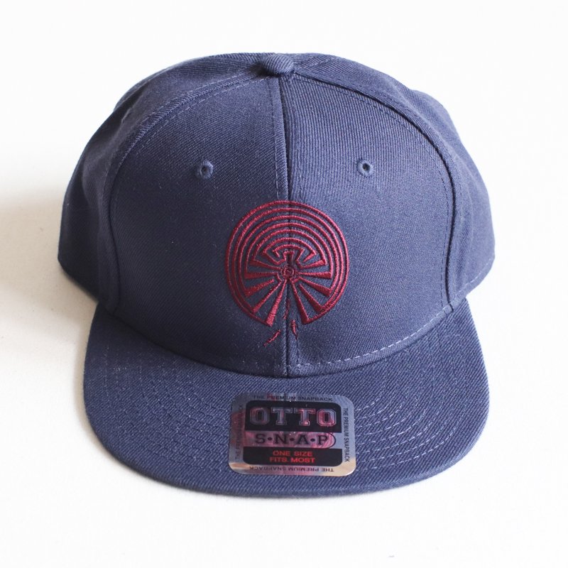 South2 West8 Baseball Cap 　Maze Emb　Navy