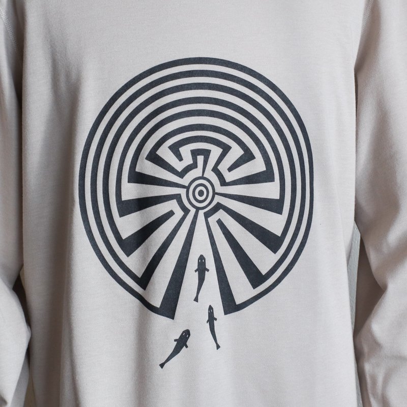 South2 West8 L/S CREW NECK TEE 　MAZE　　Grey