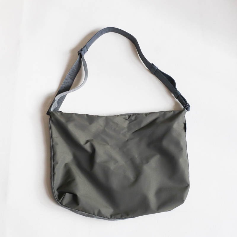 KaILI IREKO POUCH　L　Olive x Gray