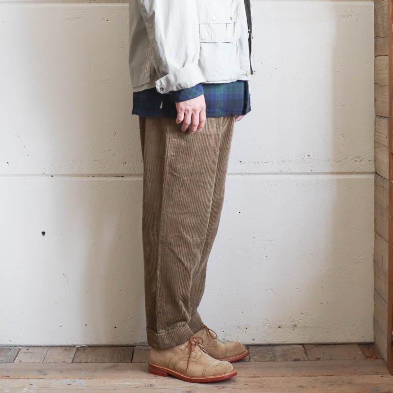 ENGINEERED GARMENTS Andover Pant - Cotton 4.5W Corduroy　Khaki