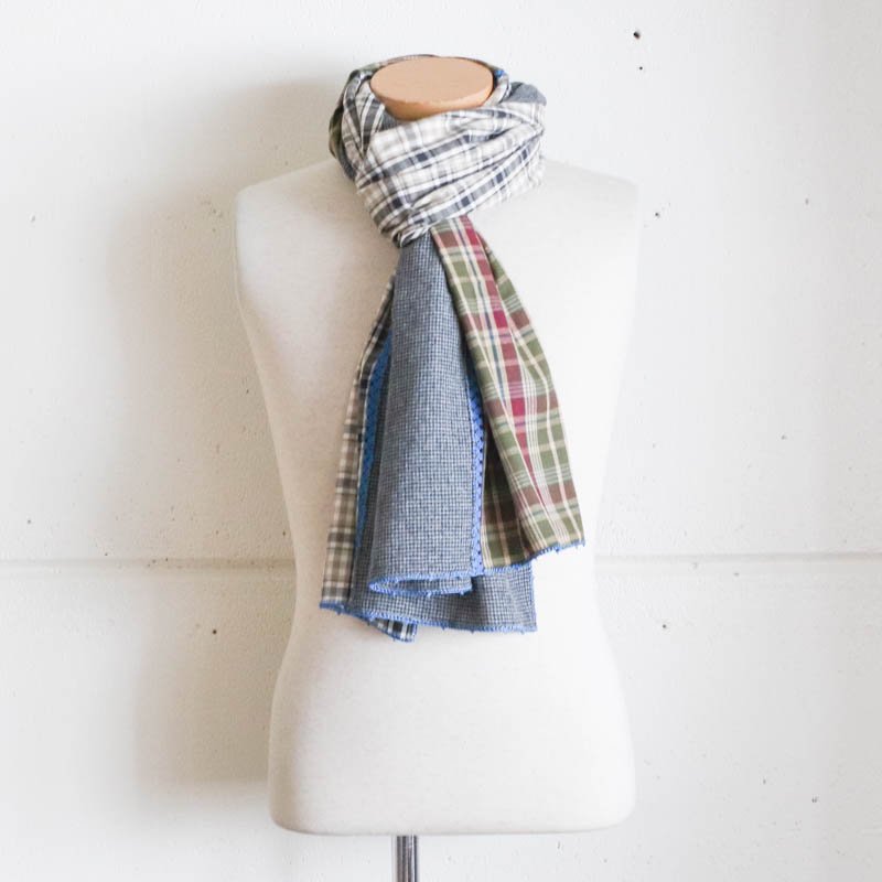 OUPS Scarfsmall check x BeigeSize L