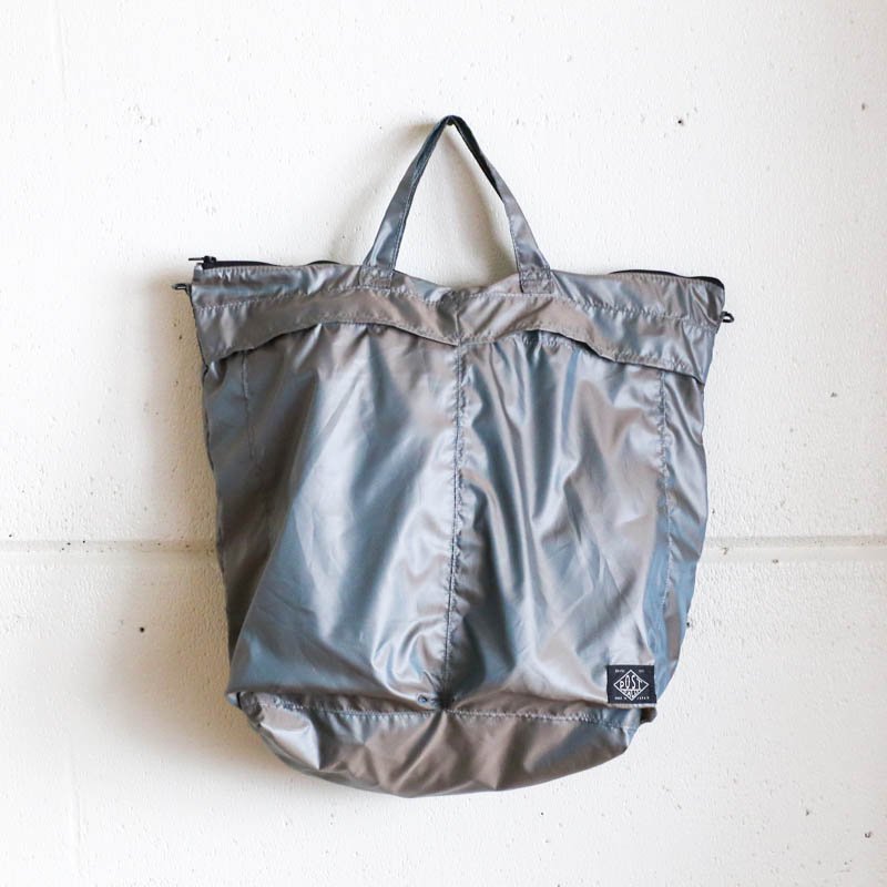 POST O'ALLS 【 ポストオーバーオールズ 】Packable Helmet Bag 2　Poly taffeta khaki  iridescent - UNCLE SAM【アンクルサム】 大阪 アメリカ村のセレクトショップ / Online Store